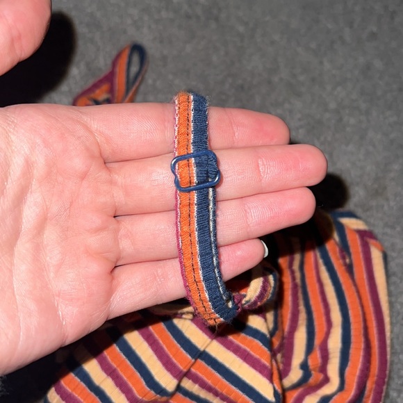 Striped orange tank top from American Eagle with adjustable straps - Picture 4 of 4